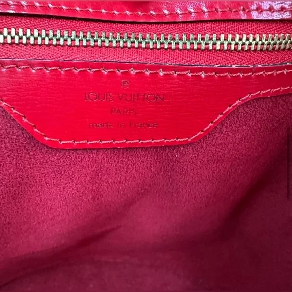 Authentic Louis Vuitton Leather Epi Saint
Jacques GM LargeSatchel EUCw/ dust bag - Picture 5 of 11